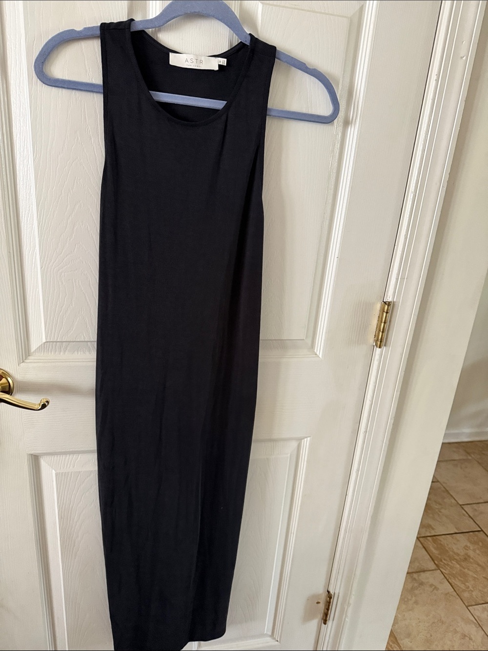 ASTR Black Sleeveless Straight Maxi Dress